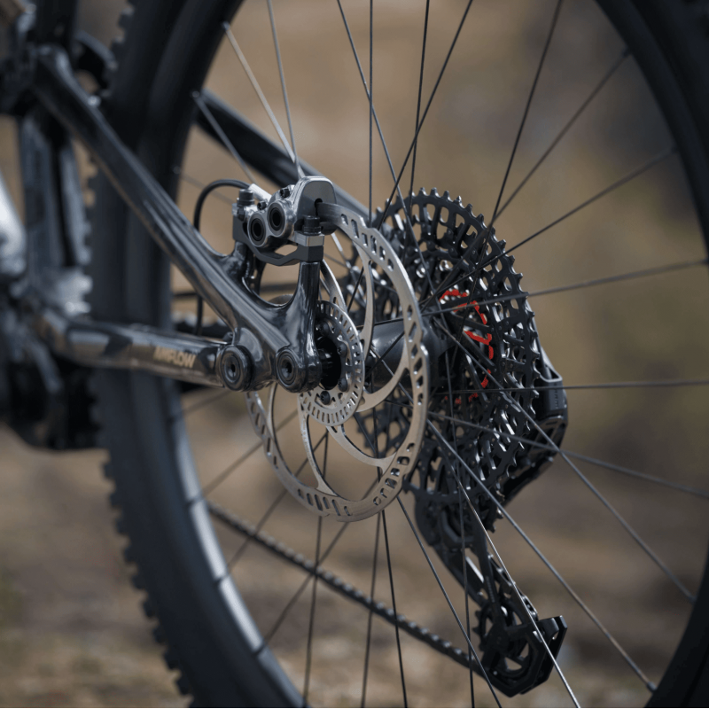 Amflow PL Carbon Pro 800Wh | E-MTB de alto rendimiento