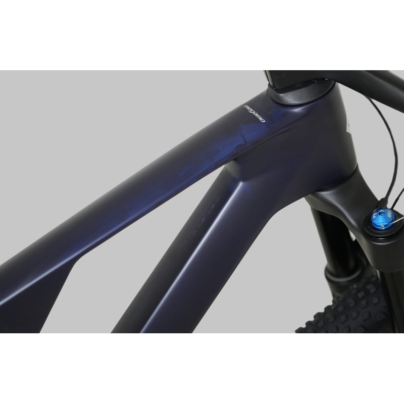 Megamo Track 08 2026 | Carbono, FOX y Shimano XT