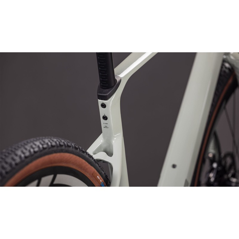 Cube Nuroad C:62 SLX 2026 | Gravel de carbono ligera y racing