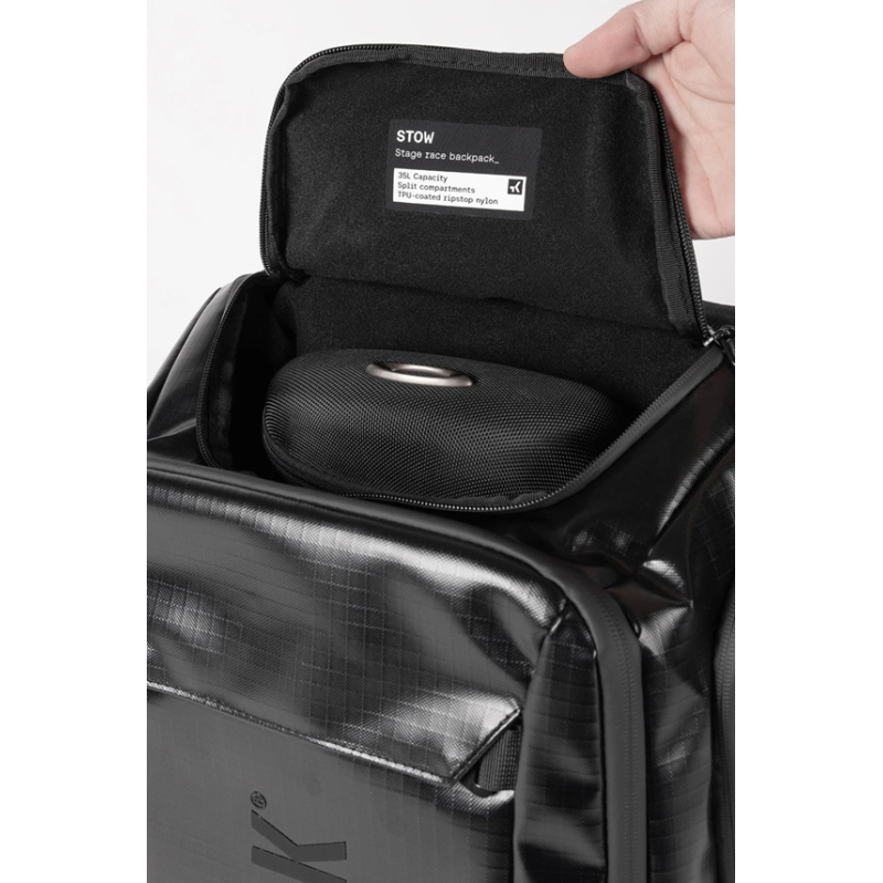 Gobik Stow True Black unisex mochila de ciclismo - envío 24h