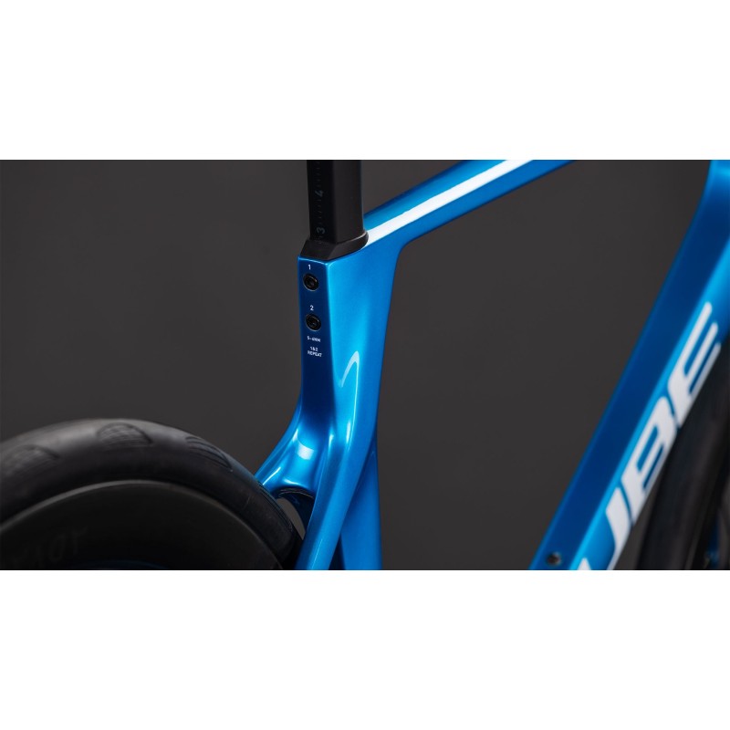 Cube Agree C:62 EX 2026 | Bicicletta Strada Carbonio SRAM Rival AXS