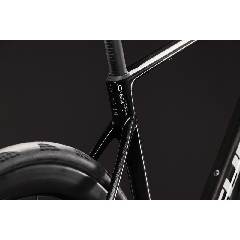 Cube Attain C:62 SLT 2027 | Ultegra Di2 e Carbonio
