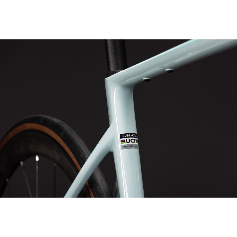 Cube Attain C:62 Race 2027 | Shimano 105 Carbonio