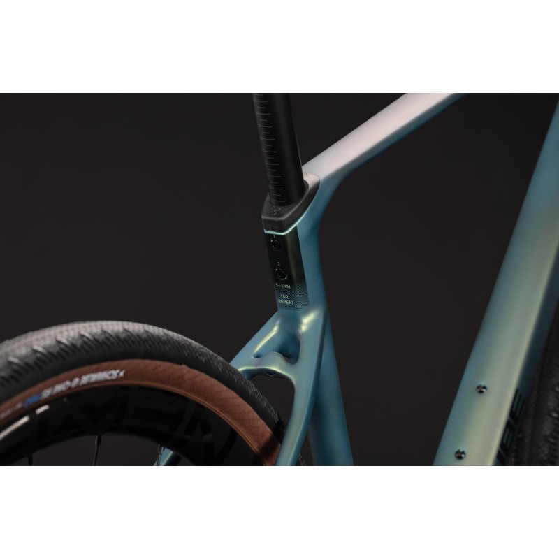 Cube Nuroad C:62 Race 2027 | Gravel Carbonio | Pedalmoto - spedizione 24h