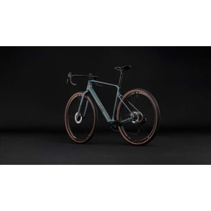 Cube Nuroad C:62 Race 2027 | Gravel Carbonio | Pedalmoto - spedizione 24h