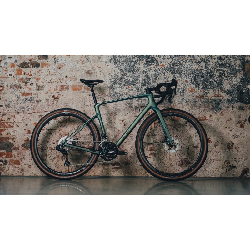 Cube Nuroad C:62 Race 2027 | Gravel Carbonio | Pedalmoto - spedizione 24h