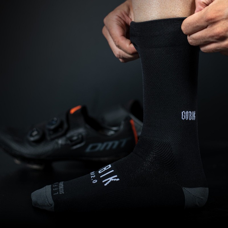 Gobik Iro 2.0 neri Logo Unisex calzini - Spedizioni 24h