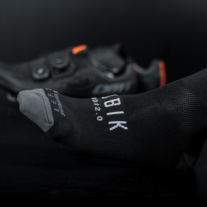 Gobik Iro 2.0 neri Logo Unisex calzini - Spedizioni 24h